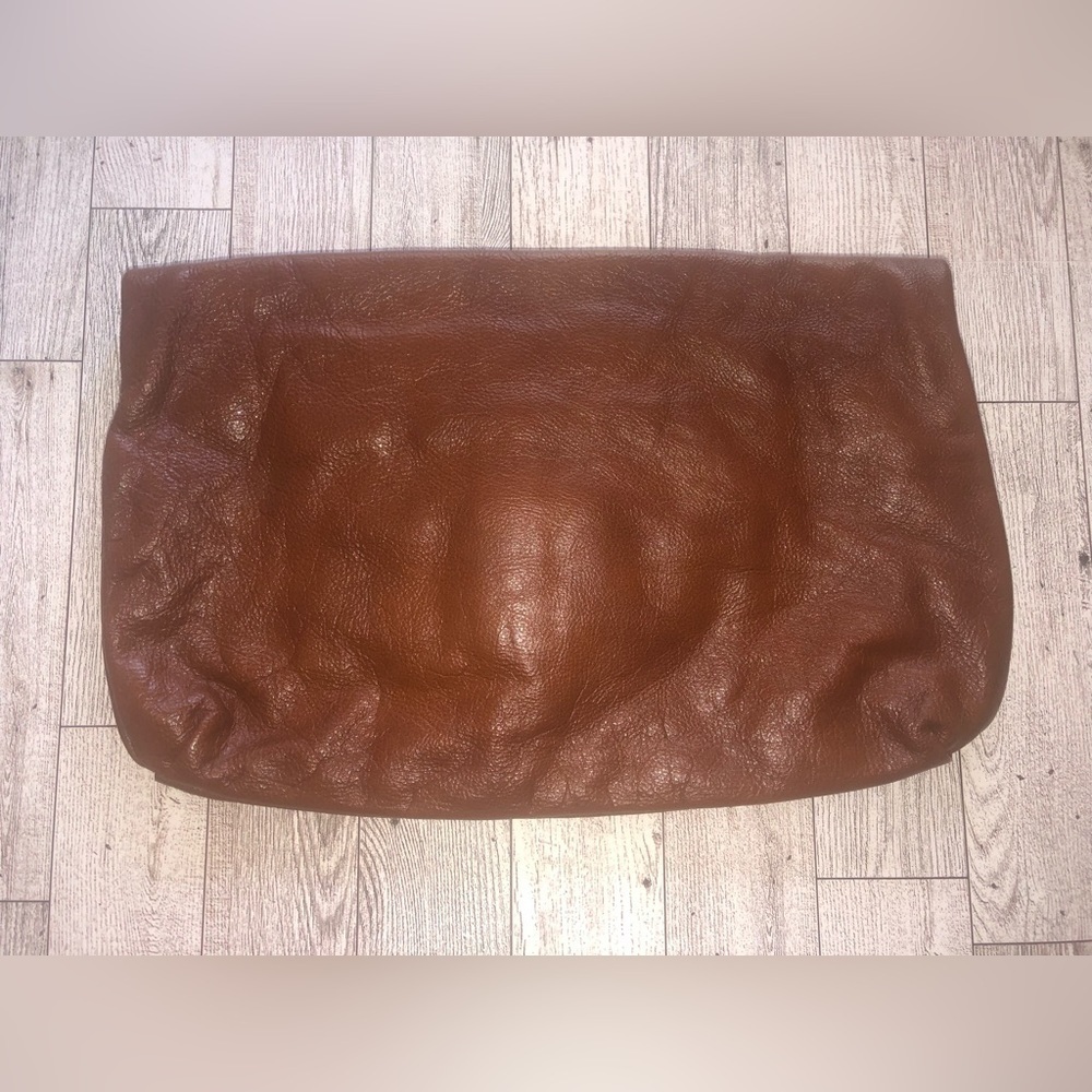 MARC JACOBS Cognac Leather Brass Butter Soft Clutch RARE - Picture 5 of 7